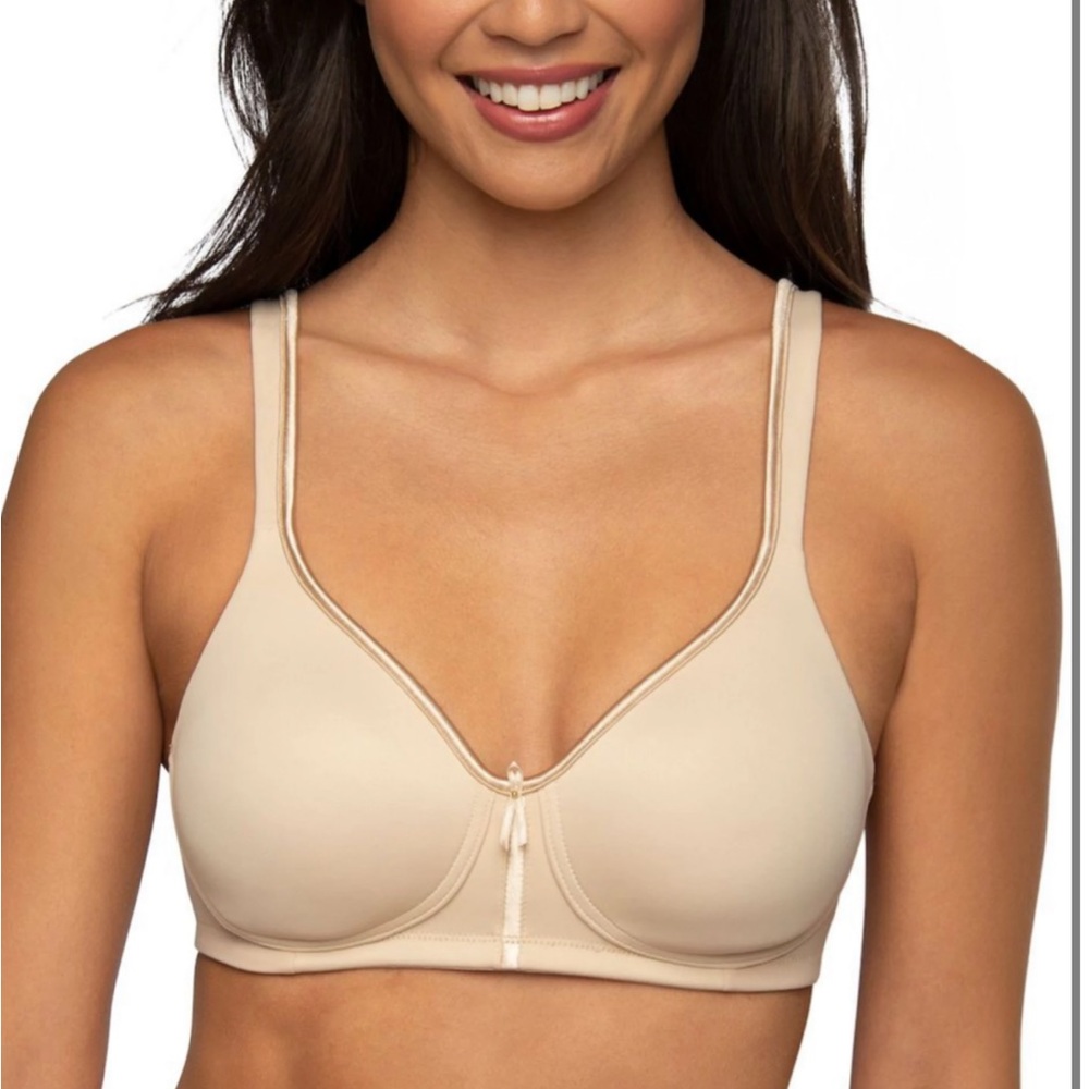 ✅ Vanity Fair 42D wireless 72335 body caress Bra convertible strap lightly lined